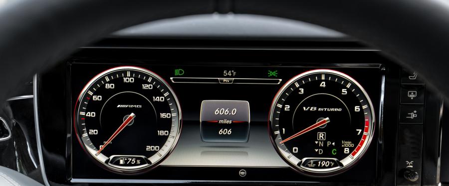  Mercedes-Benz S63 AMG Coupe 2015 года  (US) (фото 21 из 30)